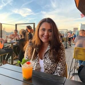 Meet your Posher, Caroline